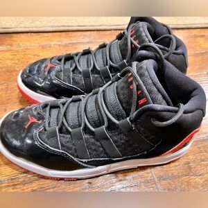 Jordan Max Aura black